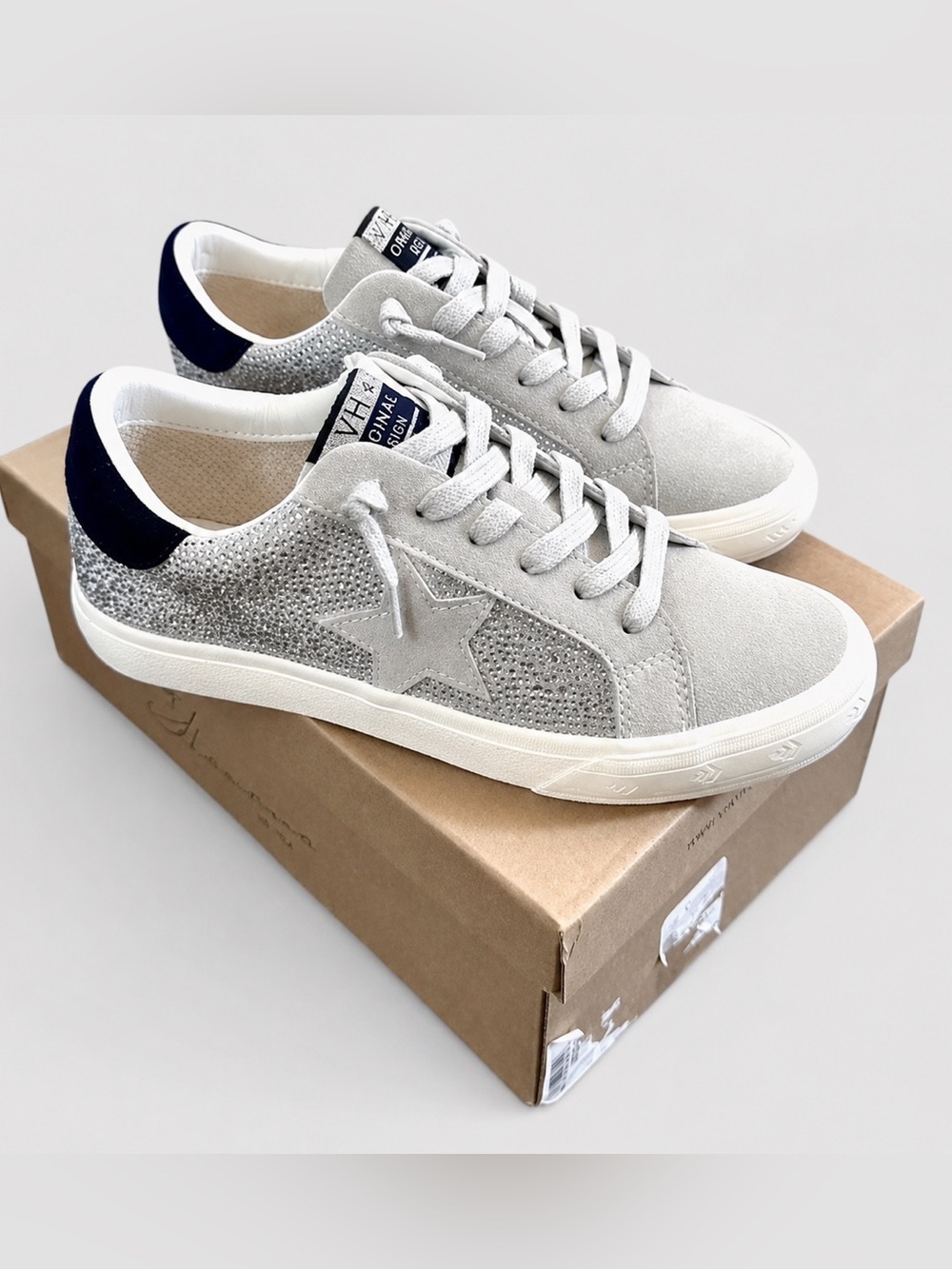 Vintage Havana rhinestone sneaker-size 7.5-grey/silver-brand new